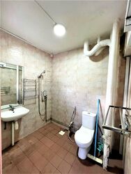 Blk 216 Jurong East Street 21 (Jurong East), HDB Executive #496734551